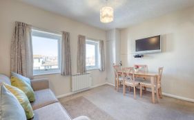 Apartment 3 - 2 Bedroom Town Views